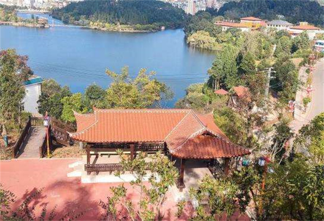 1699954806179784.jpg 07t2wpj0000-9dfv.jpg